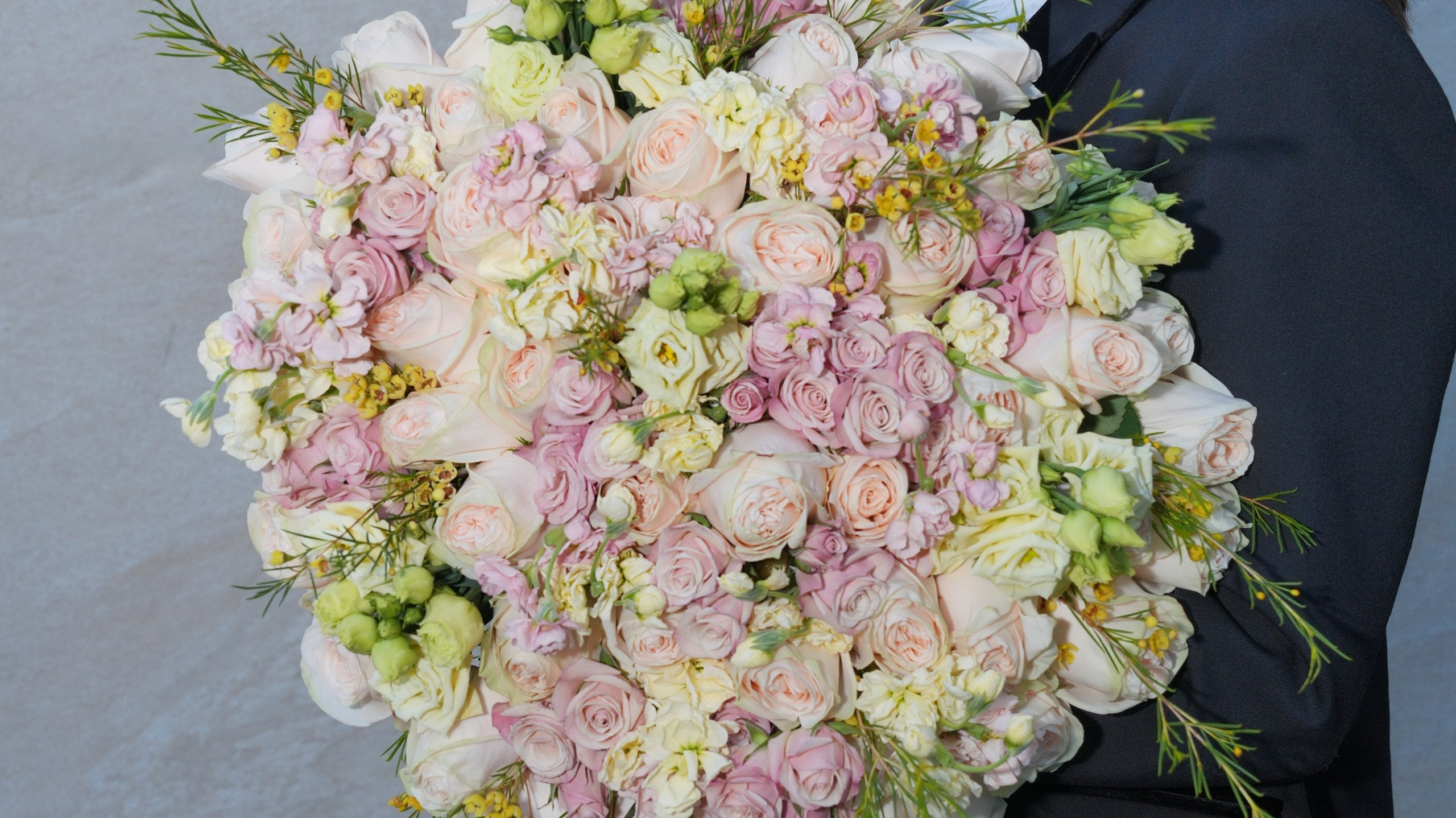 Summer wedding flowers Los Angeles — Ecoroses hand-tied bridal bouquet and centerpieces