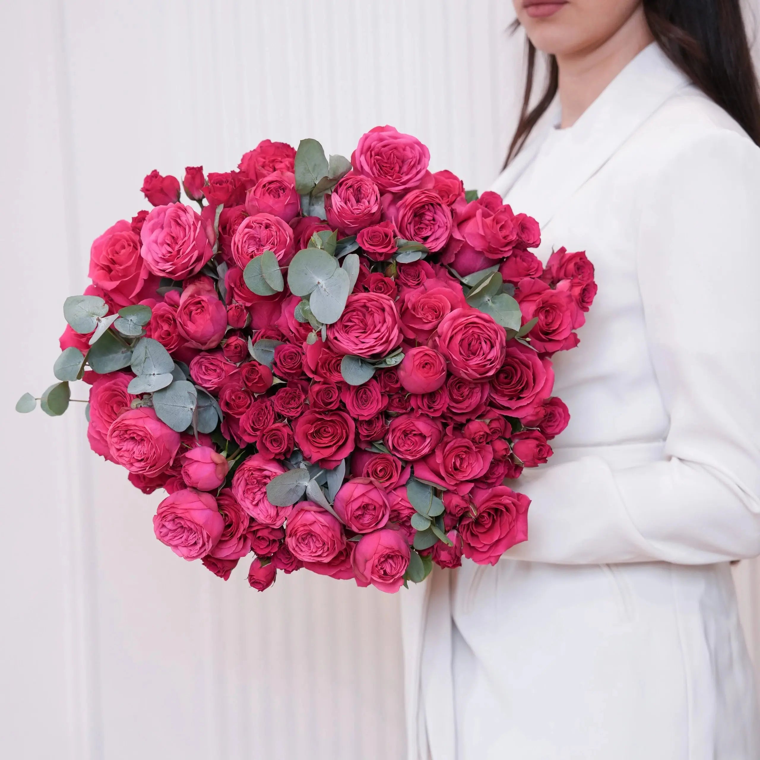 Margot — fuchsia garden roses bouquet, hand-tied by Ecoroses | flower delivery Los Angeles