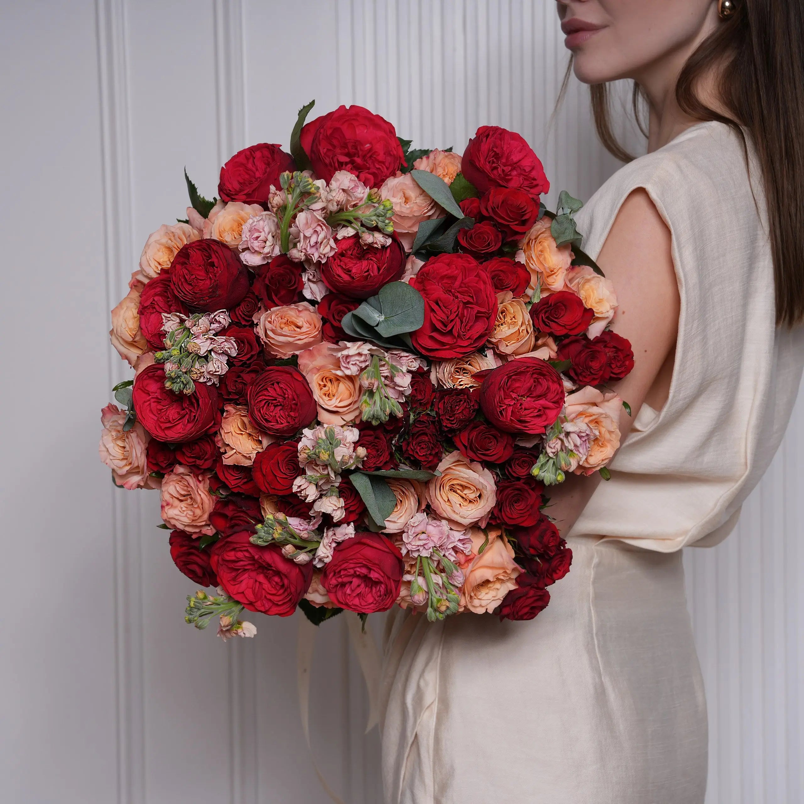 Allegra — red garden & peach roses bouquet, hand-tied by Ecoroses | flower delivery Los Angeles