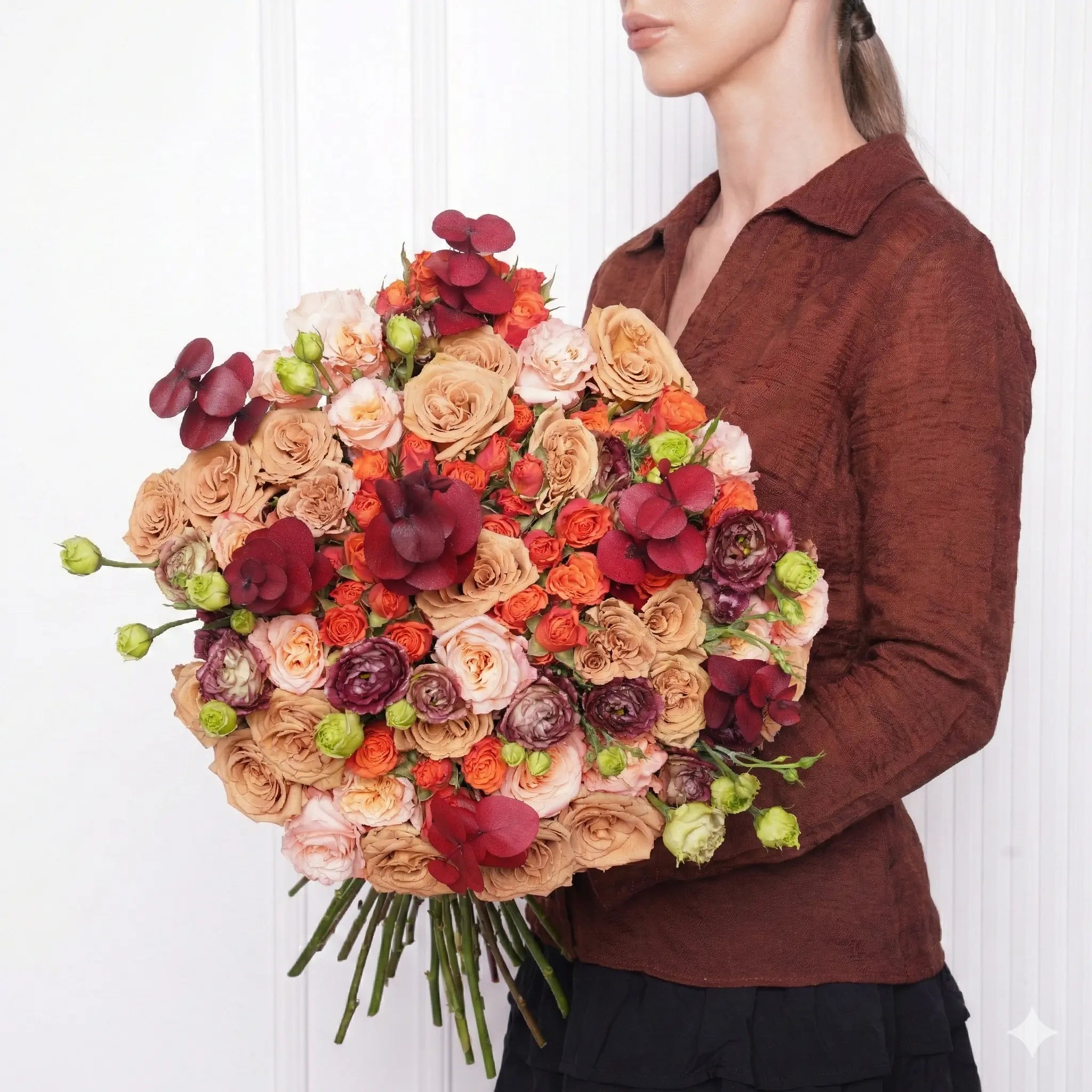 Vittoria — terracotta & burnt-orange roses bouquet, hand-tied by Ecoroses | flower delivery Los Angeles