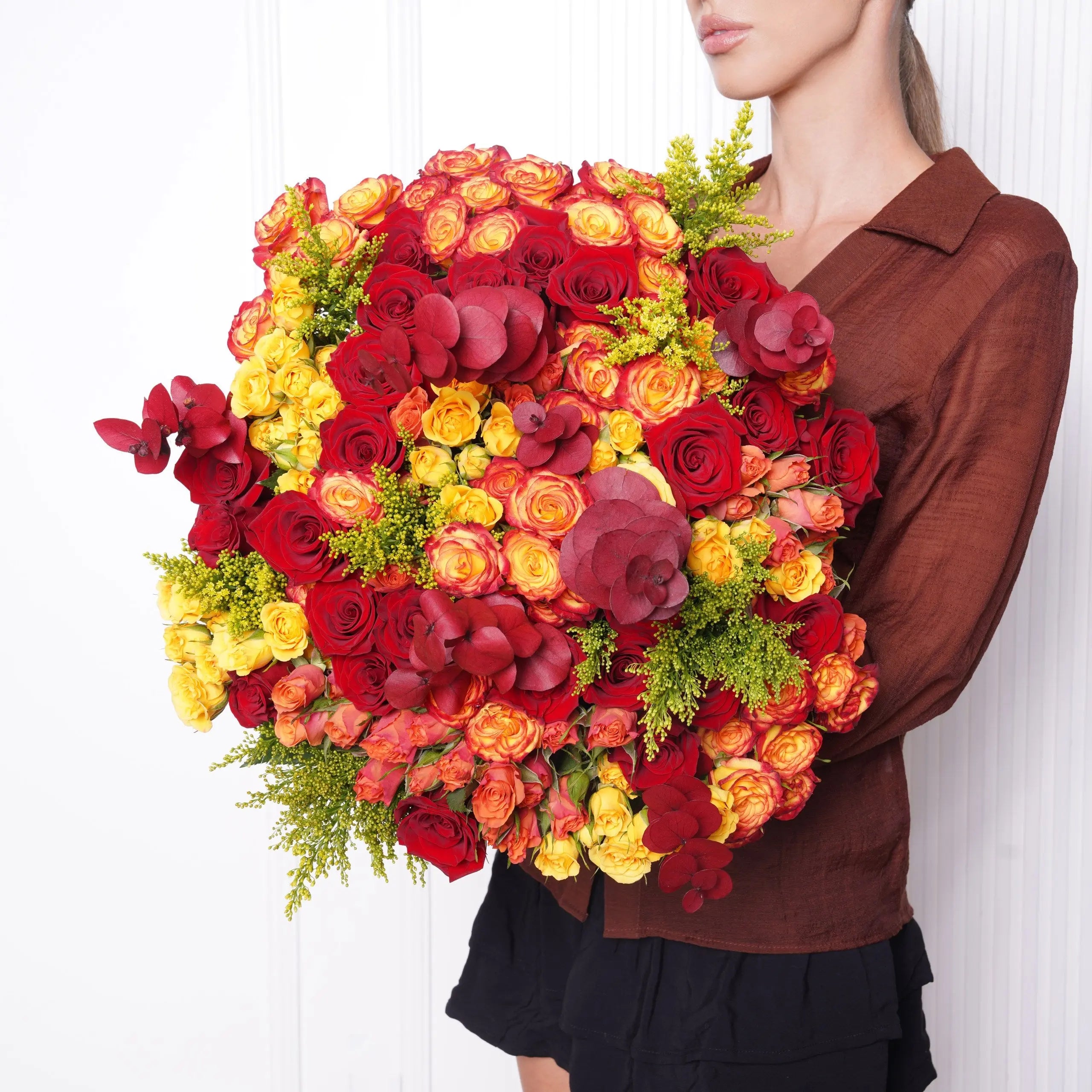 Vesper — bold red & orange roses bouquet, hand-tied by Ecoroses | flower delivery Los Angeles