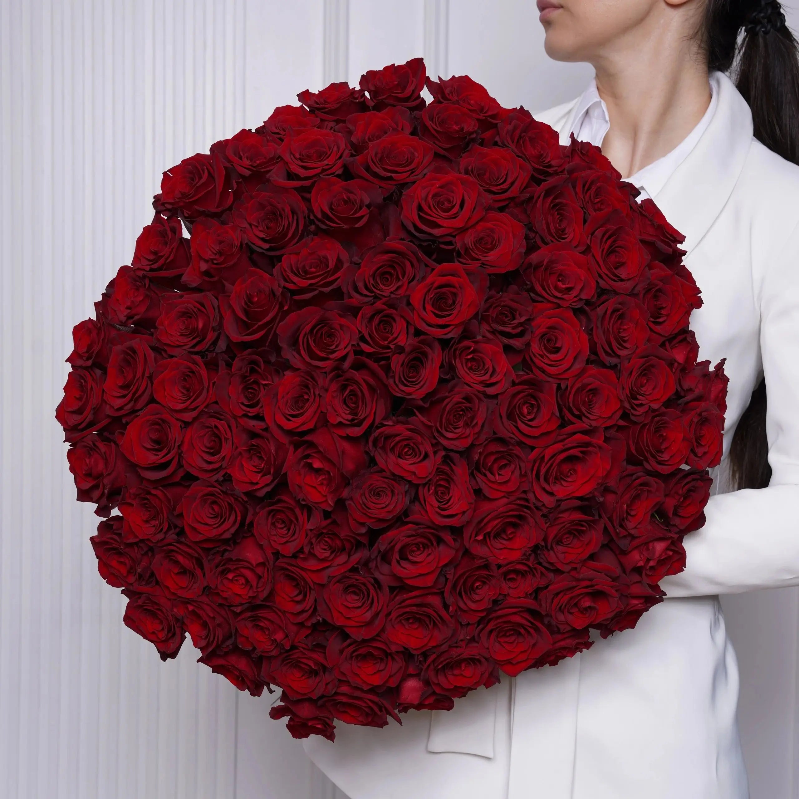 Scarlett luxury bouquet — Ecoroses boutique flower delivery Los Angeles