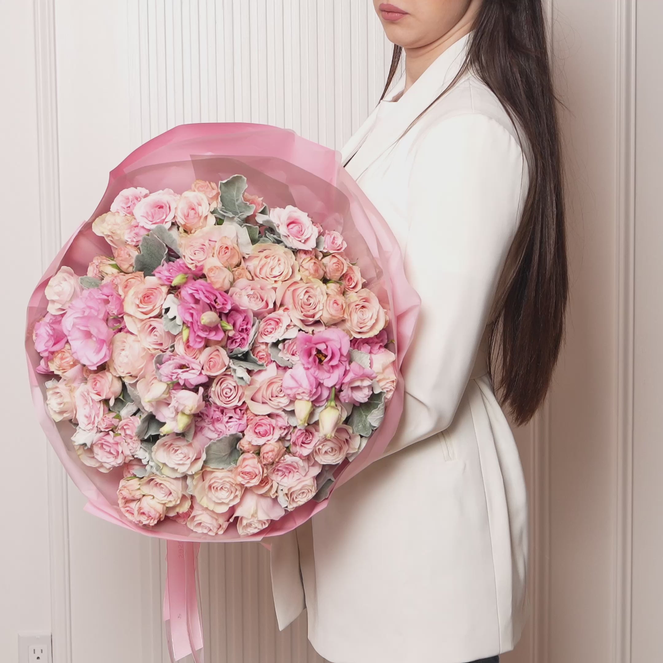 Camille luxury signature bouquet — Ecoroses same-day flower delivery Los Angeles